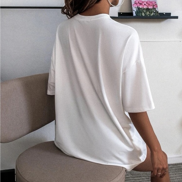 Letter Graphic Drop Shoulder Longline Tee - Picture 4 of 12